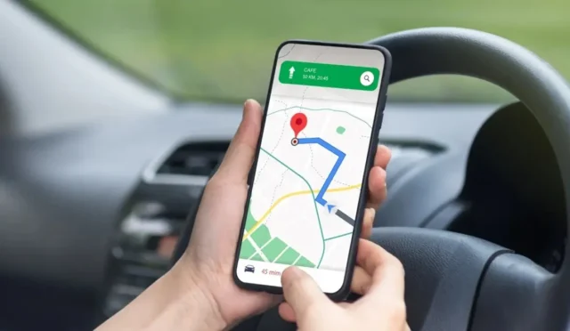 Google Haritalar, İngiltere’de akaryakıt istasyonlarının konumlarıyla birlikte anlık pompa fiyatlarını göstere