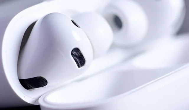 AirPods kulaklıklarını oyun kontrolcüsü yapan BipBop uygulamasının arayüzü