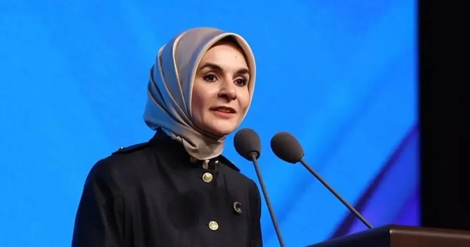 Bakan Göktaş, Ümit Özlale’ye 1M TL tazmin