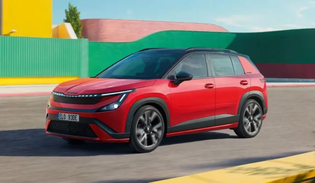 Škoda Epiq Sportline modelinin fuar alanındaki tanıtım sergisi