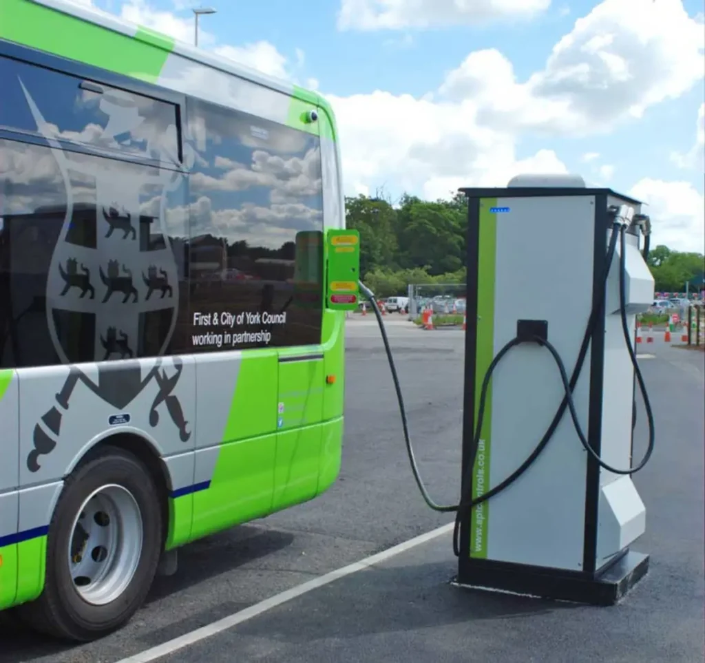 Elektrikli Otobüslerde Yeni Şarj Çözümü: Lastik İçinde Bobin